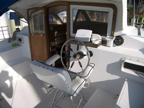 Used Sail Catamaran for Sale 1990 Gemini 3200 Deck & Equipment